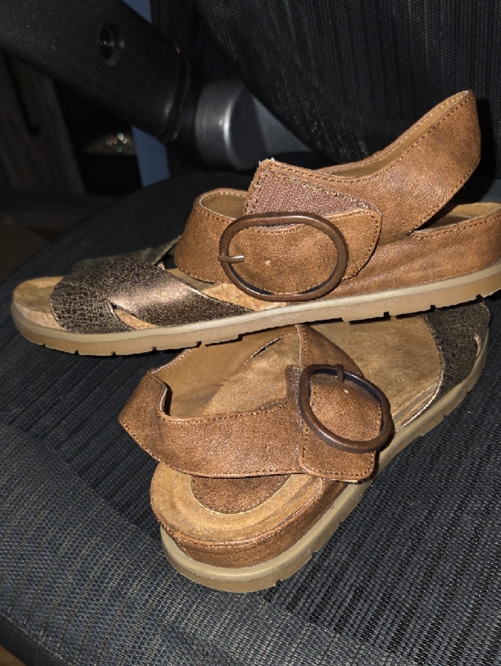 Women’s Brown & Metallic Bronze Cross-Strap Sandals with Buckle - Picture 5 of 12
